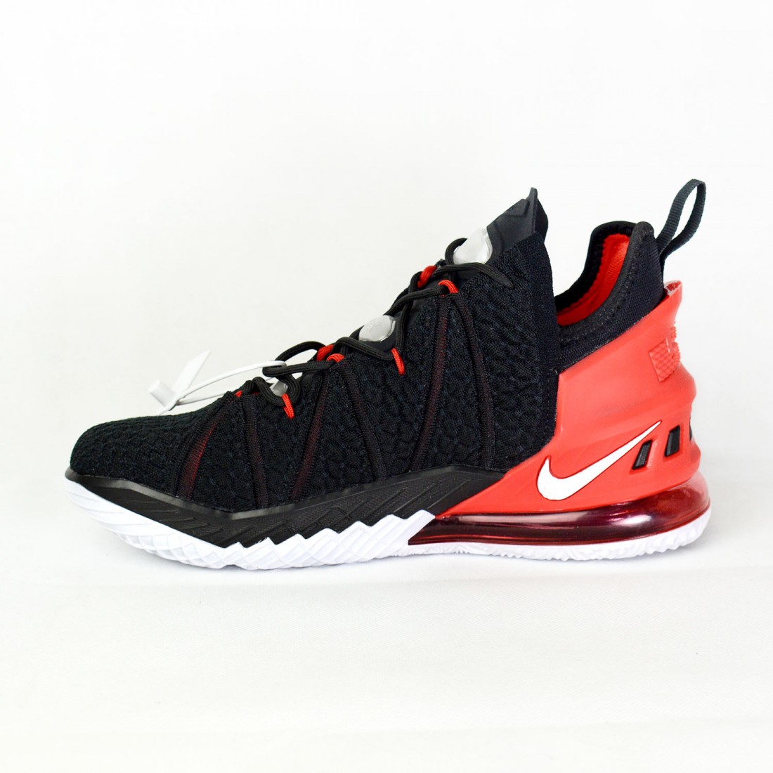 Lebron 18 hot sale red suede